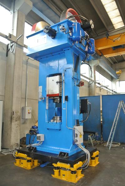 VACCARI 9 PS Friction screw press for hot forging